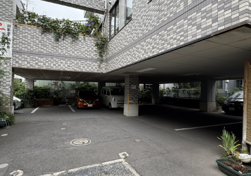 春駒 駐車場