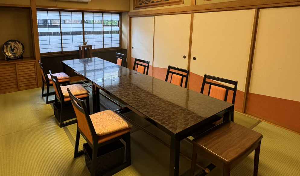 春駒 お席のご案内